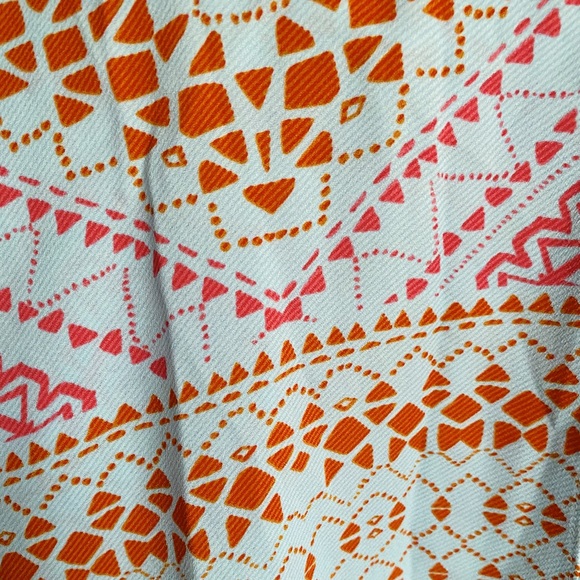 BCBG LIGHT BLUE PATTERNED WRAP AROUND MAXI SKIRT💕 - Picture 4 of 5